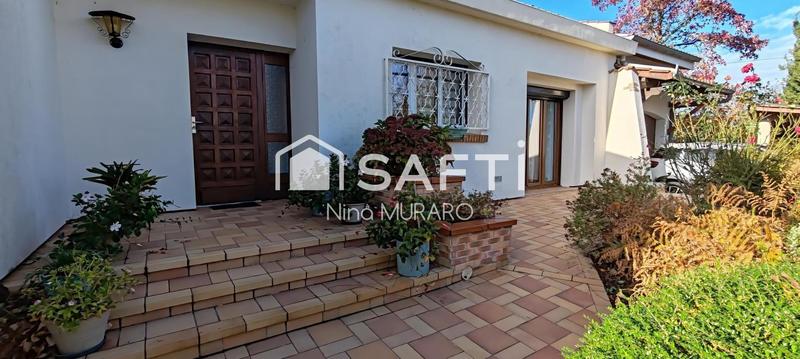 Maison - 220 m² - 6 pièces