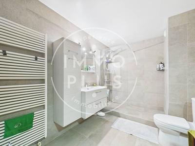 Appartement - 94 m² - 3 pièces