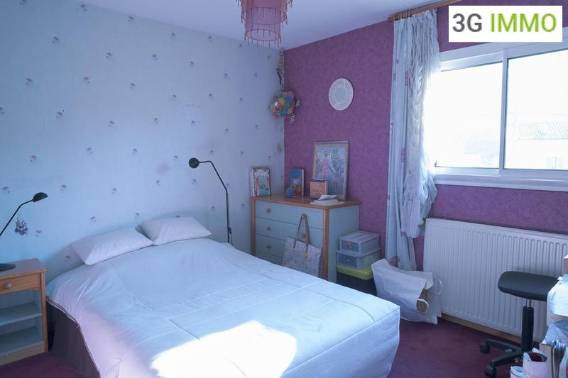 Maison - 200 m² - 9 pièces