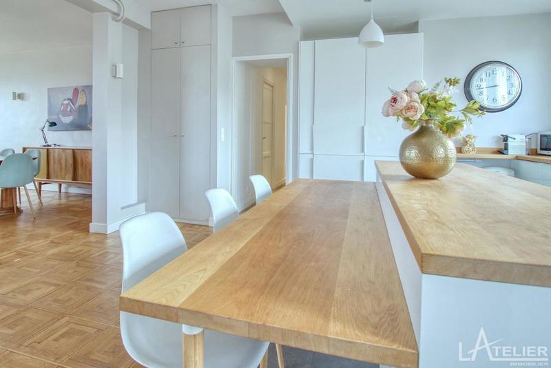 Appartement - 167 m² - 6 pièces