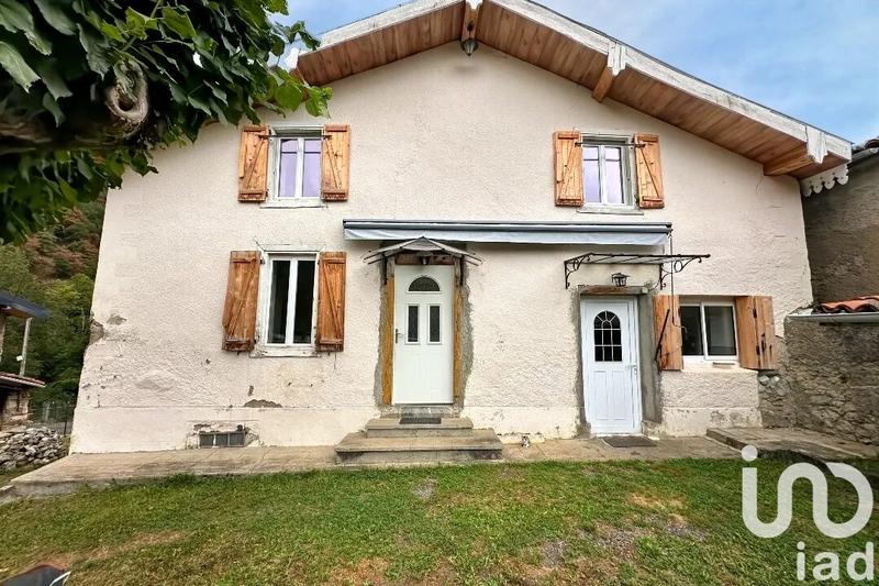 Maison de village - 90 m² - 4 pièces