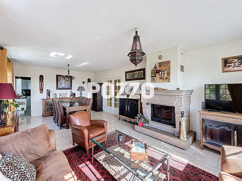 Maison - 166 m² - 7 pièces