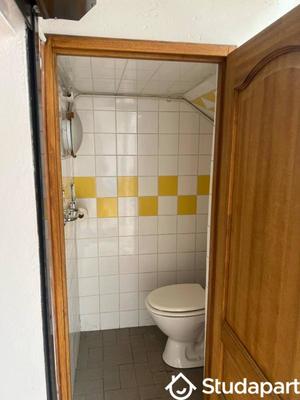 Chambre - 10 m² - 1 pièce