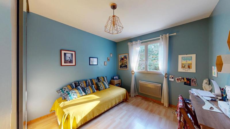 Maison - 181 m² - 5 pièces