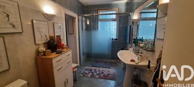 Maison - 218 m² - 6 pièces