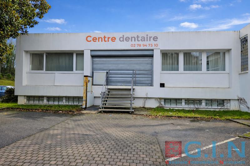 Local commercial - 548 m² - 20 pièces