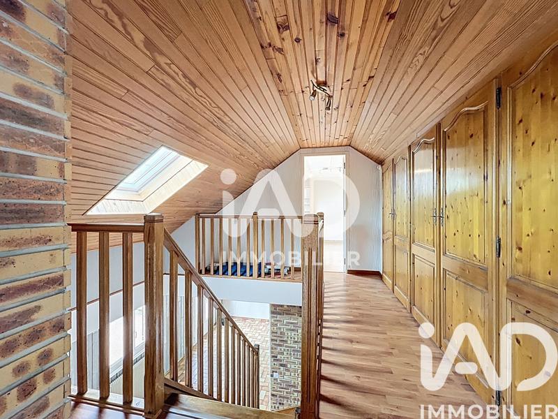 Maison - 92 m² - 5 pièces