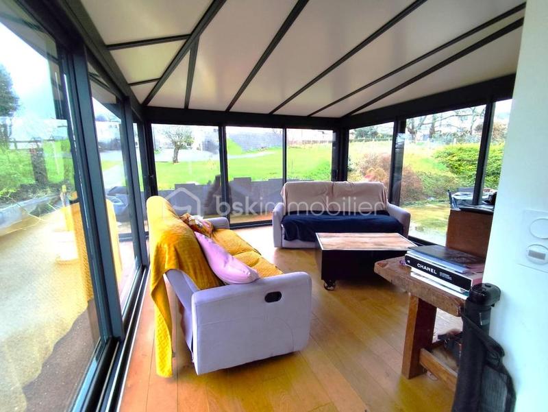 Maison - 163 m² - 8 pièces