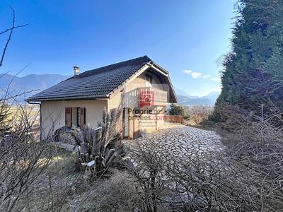 Maison - 172 m² - 7 pièces