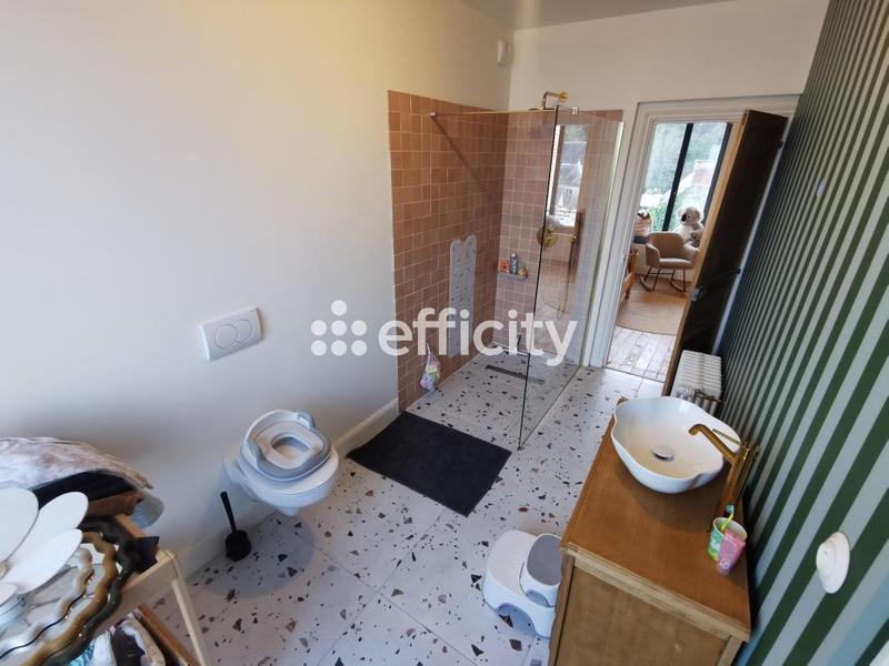 Maison bourgeoise - 140 m² - 6 pièces