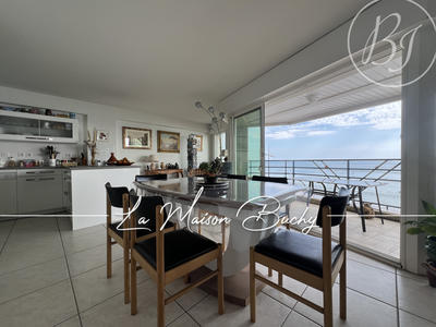 Appartement - 110 m² - 4 pièces