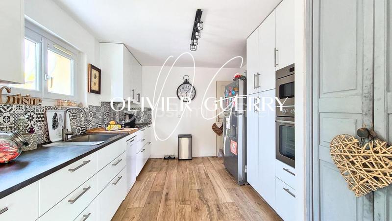 Villa - 148 m² - 6 pièces