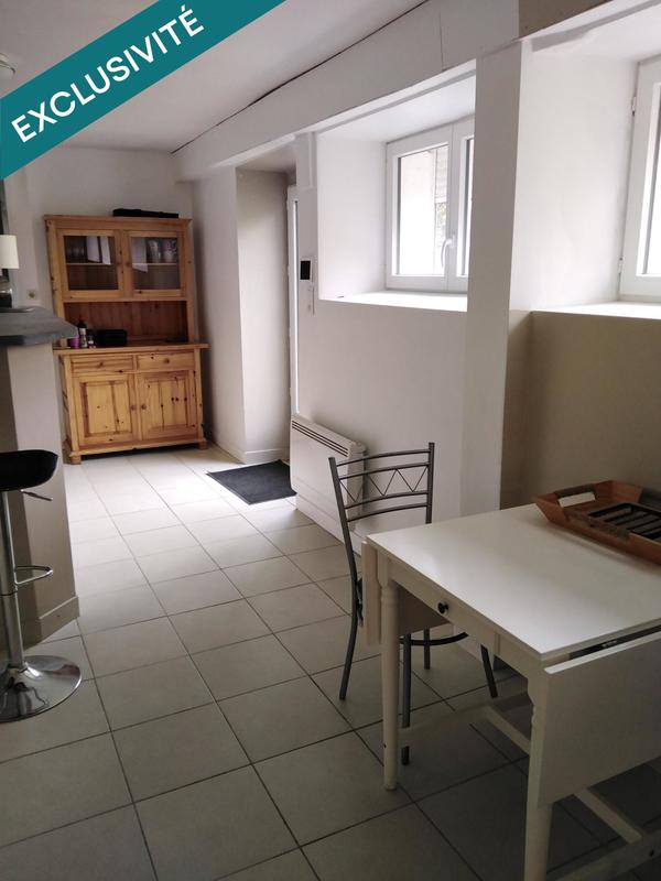 Maison - 200 m² - 9 pièces