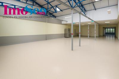 Local commercial - 247 m²