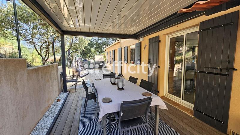 Maison - 145 m² - 8 pièces