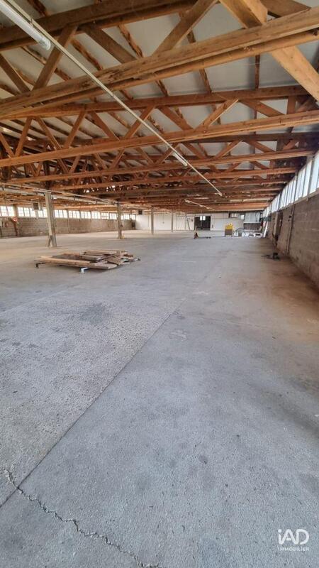 Local commercial - 1 886 m²