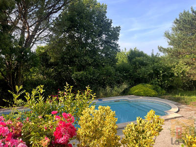 Maison - 267 m² - 10 pièces