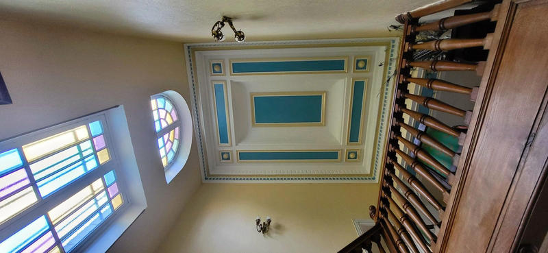 Maison - 365 m² - 10 pièces