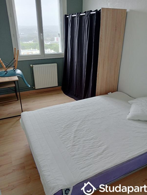 Chambre - 9 m² - 1 pièce