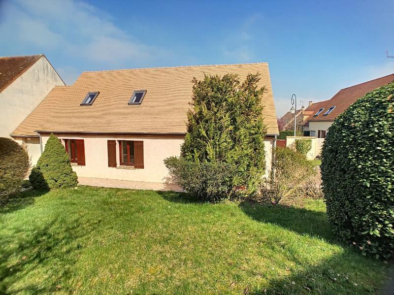 Maison - 138 m² - 6 pièces
