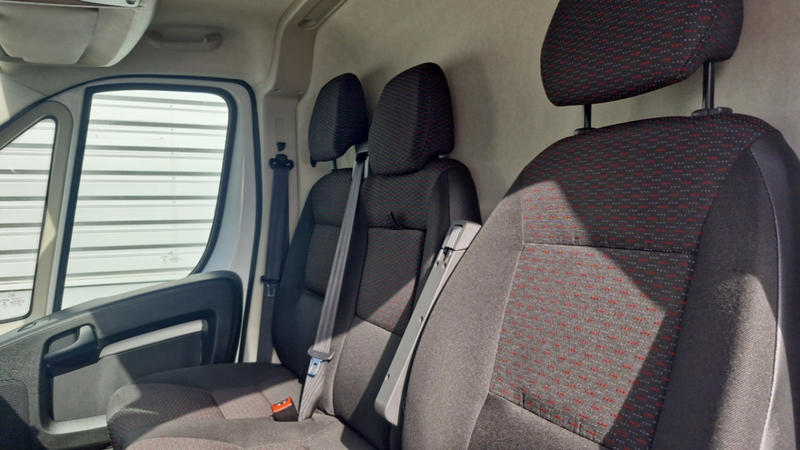 Peugeot Boxer Fourgon Tole 333 L2h2 Bluehdi 140 Ss Asphalt