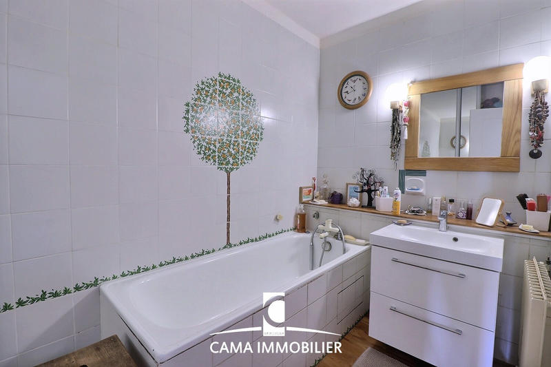 Maison - 164 m² - 7 pièces