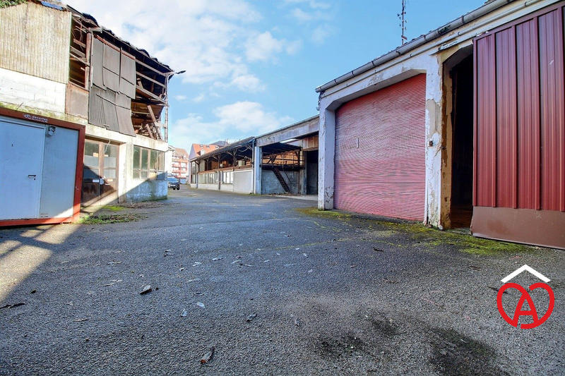 Maison - 408 m² - 17 pièces