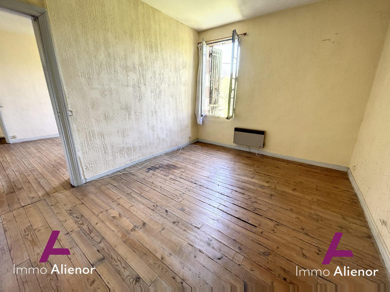 Maison - 290 m² - 11 pièces