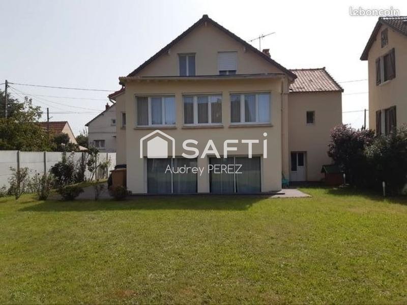 Maison - 223 m² - 8 pièces