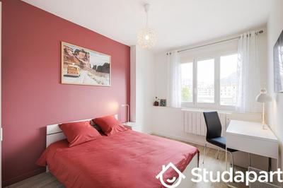 Chambre - 12 m² - 1 pièce