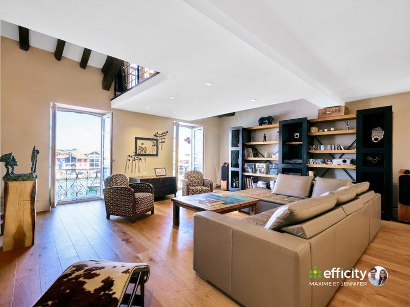 Duplex - 190 m² - 6 pièces