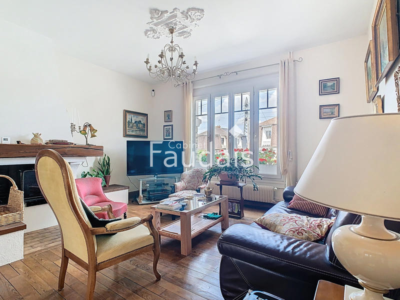 Maison - 168 m² - 7 pièces