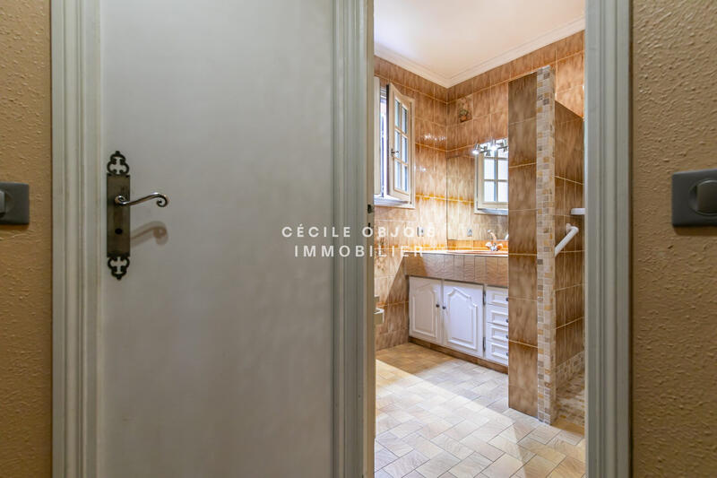 Maison ancienne - 220 m² - 11 pièces