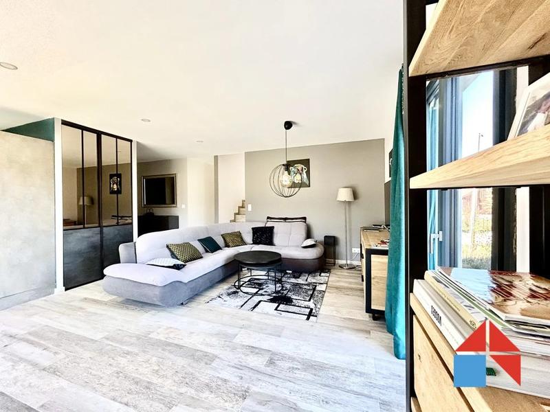 Maison - 100 m² - 4 pièces