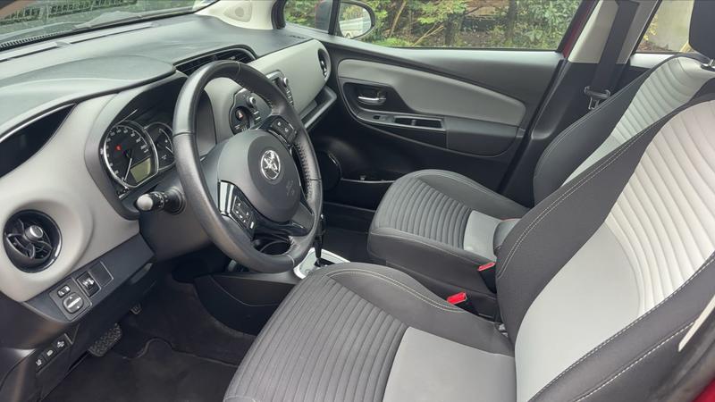 Toyota Yaris III 1.5 Vvt-i Hybrid 100h e-Cvt France - Automatique