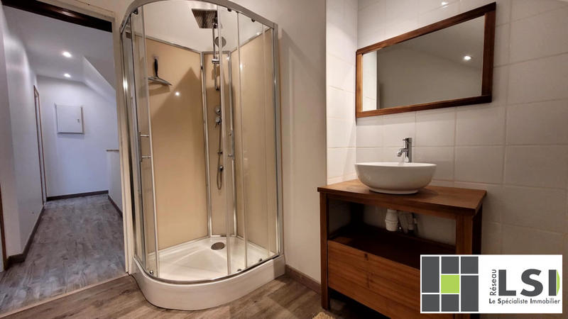 Maison - 156 m² - 8 pièces