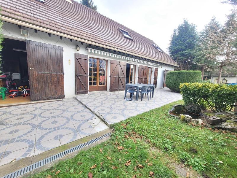 Maison - 110 m² - 4 pièces