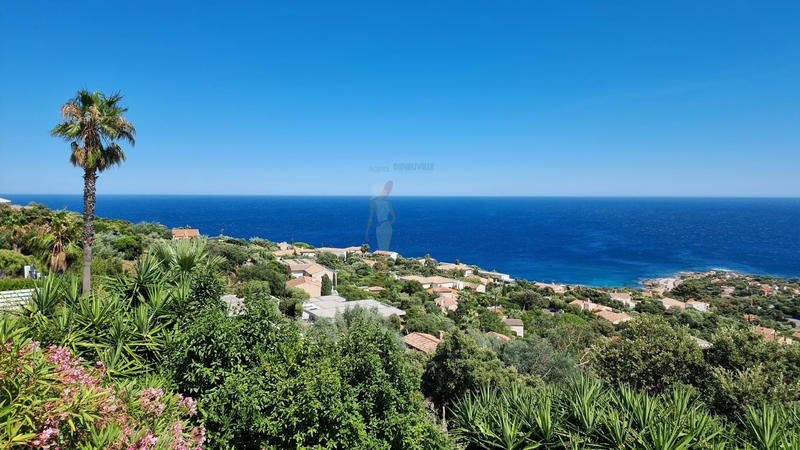 Villa - 174 m² - 6 pièces