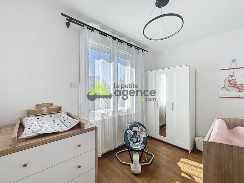 Maison - 105 m² - 4 pièces