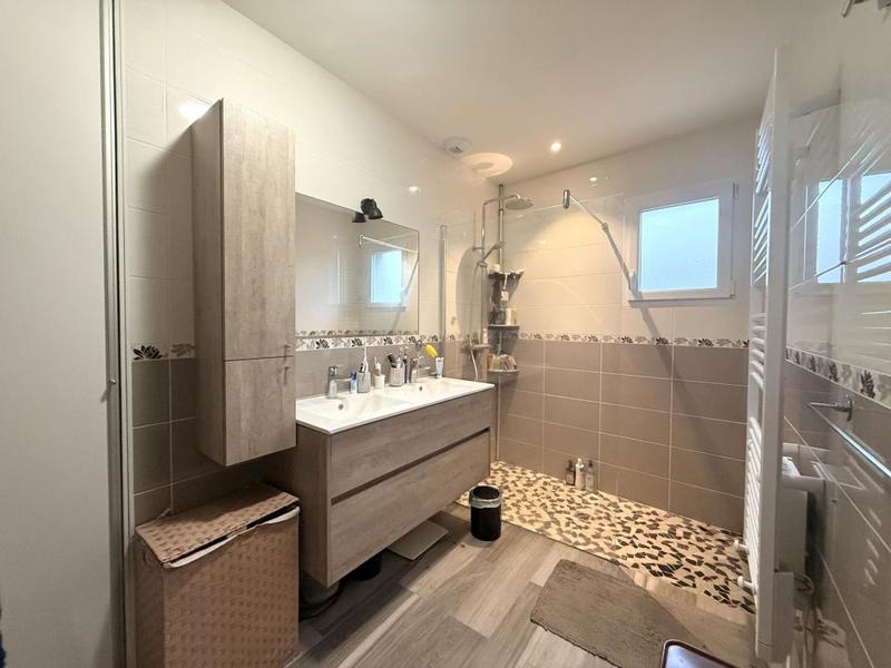 Maison - 115 m² - 4 pièces