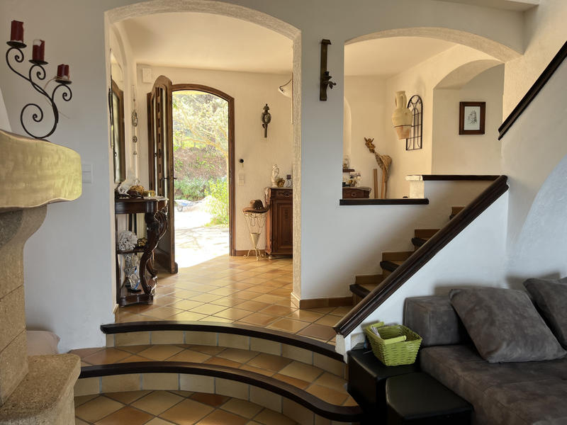 Maison - 178 m² - 6 pièces