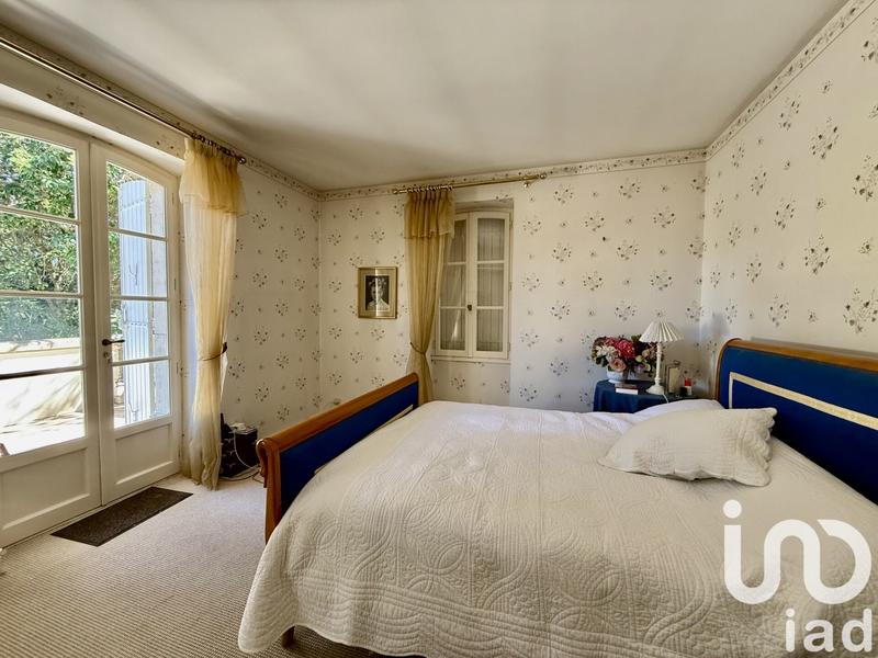 Maison - 237 m² - 5 pièces