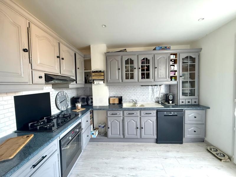 Maison - 115 m² - 6 pièces