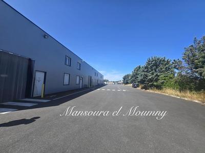 Immeuble - 2 100 m²