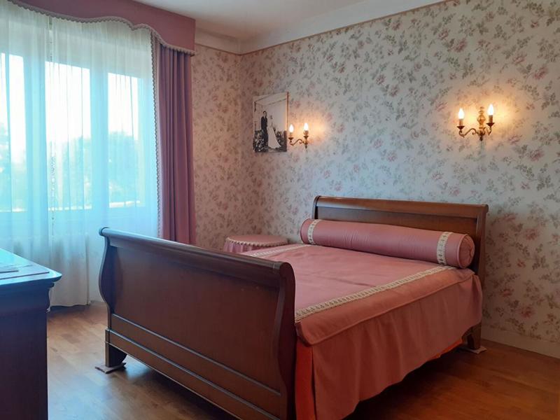 Maison - 135 m² - 8 pièces