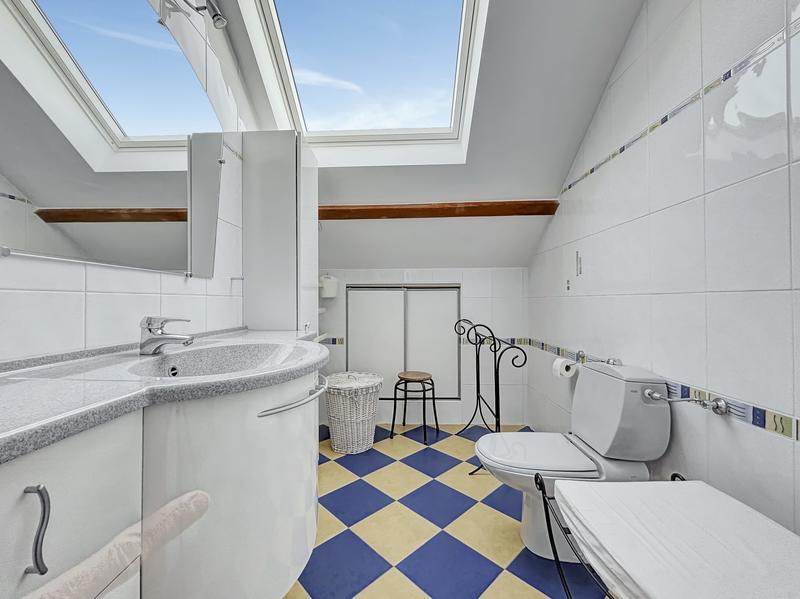 Maison - 169 m² - 6 pièces