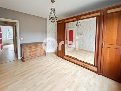 Appartement - 81 m² - 3 pièces