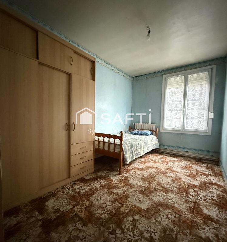 Maison - 201 m² - 7 pièces