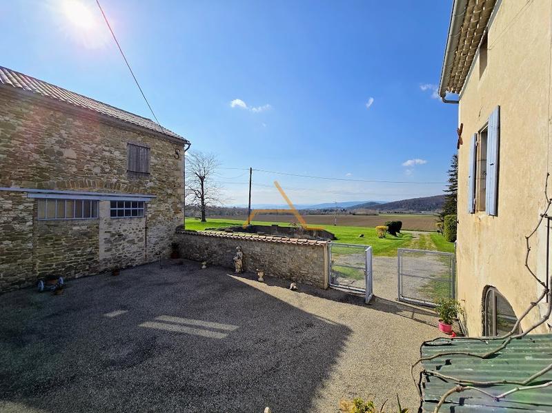 Maison en pierre - 500 m² - 5 pièces