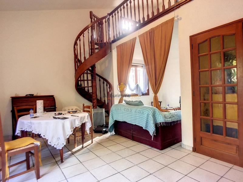 Maison - 151 m² - 7 pièces